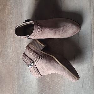 LifeStride Velocity Adriana Women's Ankle Boots